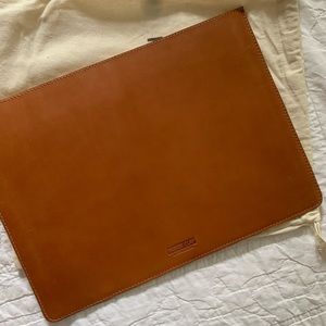 Parker Clay Presidio Laptop Sleeve 15-16 inch